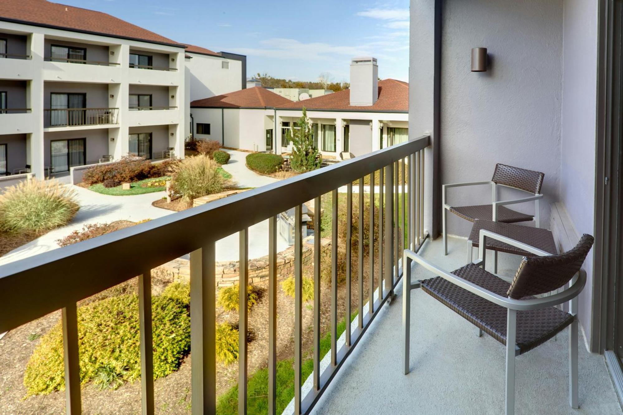 Courtyard Greenville Haywood Mall Eksteriør bilde
